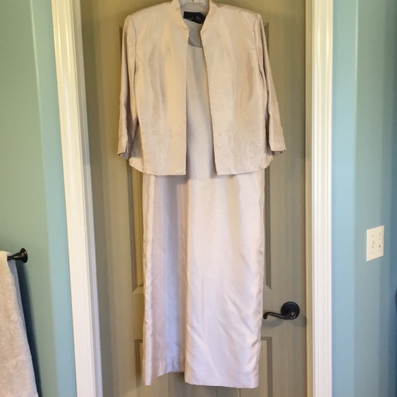 Positive Attitude Formal Mother of the Bride Dress - Picture 4 of 16